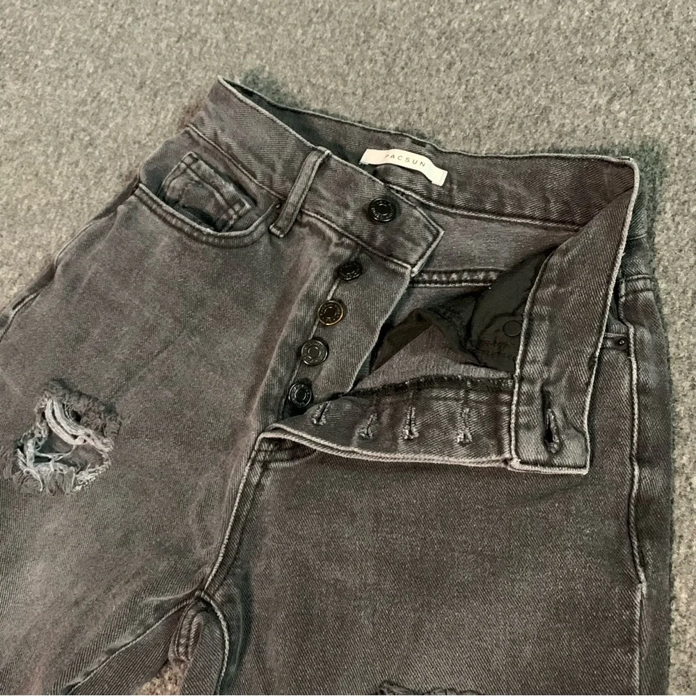 Pacsun High Rise Straight Black Distressed Jeans 23 - Picture 3 of 9